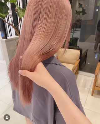 ロング カラー 三ツ木 真由のヘアスタイル