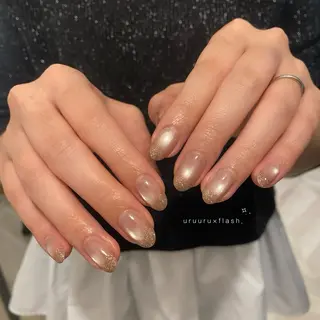 ミディアム balmy. ITSUKI🕊️のネイルデザイン