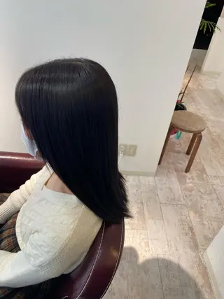 セミロング 美髪矯正🌟 Ichiha🐨のヘアスタイル