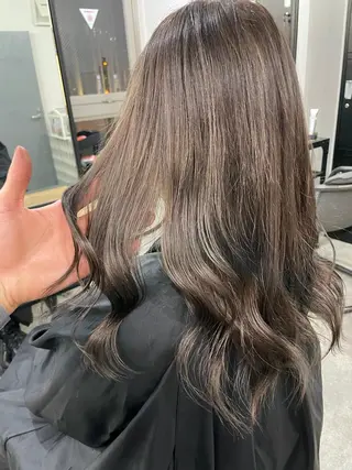 ミディアム カラー パーマ ヘアアレンジ メンズ キッズ ネイル マツエク・マツパ アイブロウ カラー特化サロン Eir心斎橋のヘアスタイル