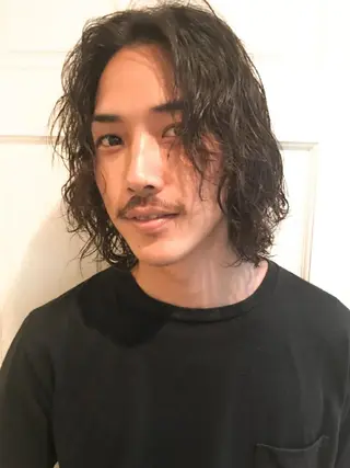 カラー メンズ パーマ ミディアム ショート✨ボブ✨代表 新田見美仁のヘアスタイル