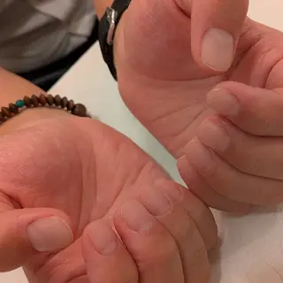 ネイル ジェヌインネイル 河内のネイルデザイン