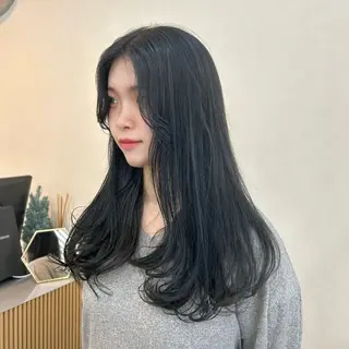 ロング MIDORI🎀 透明感/ベージュのヘアスタイル