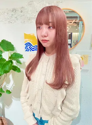 ロング カラー 大角  実希のヘアスタイル
