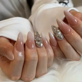 ネイル T.Lee Nail Lilyのネイルデザイン