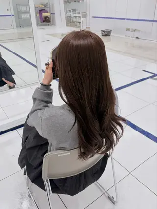 ロング カラー ヘアアレンジ 𝐇𝐚𝐧𝐚 /モデル募集中🎀のヘアスタイル