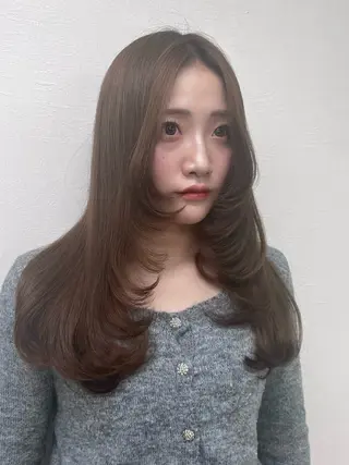 セミロング HONO/韓国 ワンホン大阪エクステのヘアスタイル