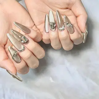 ネイル 🤎Yun nail salon🤎のネイルデザイン