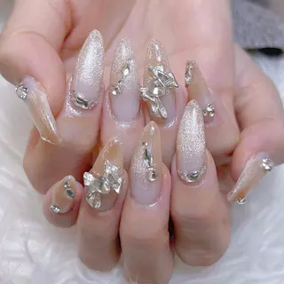 ネイル ANH ゴテゴテネイルのネイルデザイン
