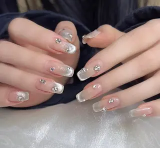 ネイル Pure&Rich Nailのネイルデザイン