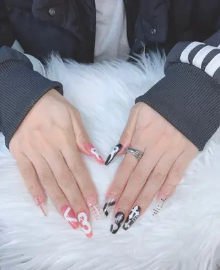 ネイル T. Leeのネイルデザイン