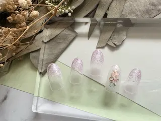 ネイル ルミエナ銀座 リトリートのネイルデザイン