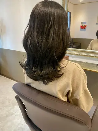 ミディアム カラー 坂井田 浩樹のヘアスタイル