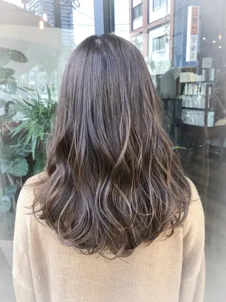 ロング カラー あらい なつみのヘアスタイル