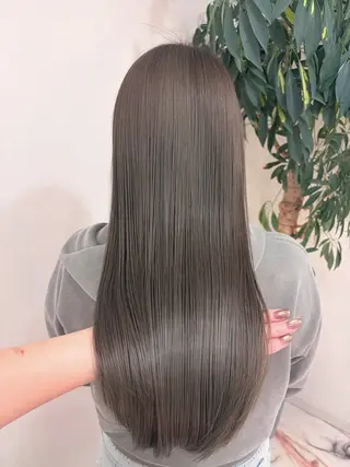 ロング 中村 友美のヘアスタイル