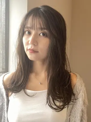 ロング Nina by Babyloneのヘアスタイル