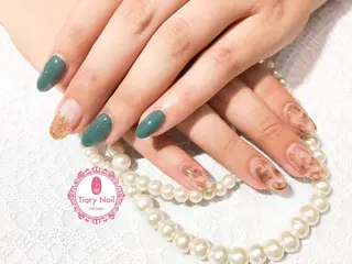 ネイル tiarynail K K🐼のネイルデザイン
