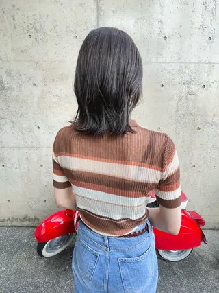 ミディアム カラー 日高 香織のヘアスタイル