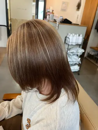 ミディアム JUNO所属・阪神西宮★JUNO 川﨑温子のヘアスタイル