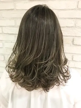 セミロング カラー 横浜🍒ルーツカラー エクステ/RIEのヘアスタイル