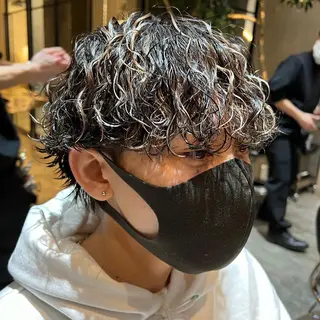 ショート パーマ メンズ 波巻きスパイラルパー マ/シャドウパーマ駿のヘアスタイル
