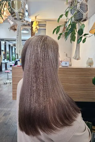 ロング THE COLORS所属・Colores Ryuのヘアスタイル