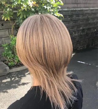カラー ダブルスキルエクステ /羽エクステ白石宇由のヘアスタイル