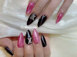 ネイル アヤカ☘️Gloss nailのネイルデザイン