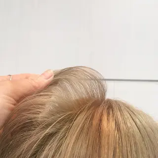 ミディアム カラー RINA🧤 デザインとボブのヘアスタイル