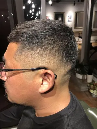 ショート メンズ 冨士川 英樹のヘアスタイル
