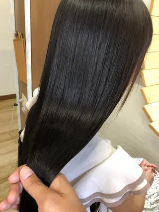 ロング 酸性縮毛矯正　美髪 特化サロン　八百村のヘアスタイル