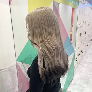 ロング カラー ハイトーン/韓国 レイヤー/るか🎀のヘアスタイル