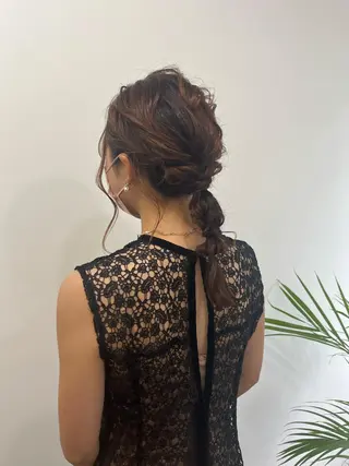 セミロング ヘアアレンジ HIROKO / 透明感暖色カラー🎀のヘアスタイル