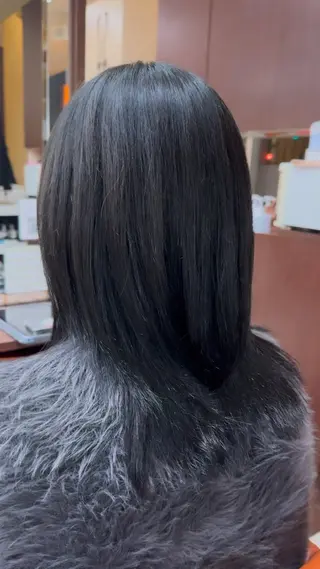 ミディアム レイヤー職人・ 似合せ美容師そうまのヘアスタイル