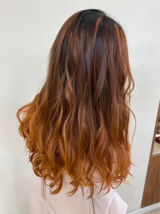 カラー SALOWIN栄 高須大貴のヘアスタイル