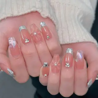 ネイル Queens ゲンのネイルデザイン