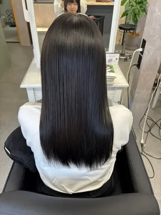 ロング かがみ/メンテナンス カット無料のヘアスタイル