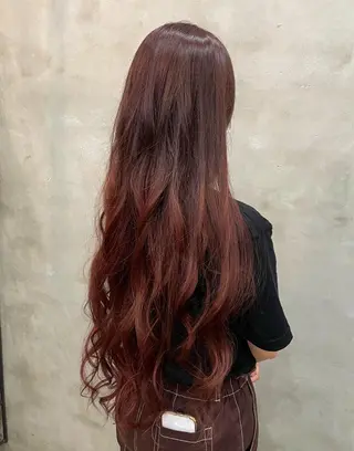 ロング カラー ヘアアレンジ 【ピンク/韓国ヘア/ ヘアセット】亜海のヘアスタイル