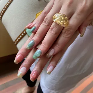 ネイル うにゃねいる🌷 Mayaのネイルデザイン