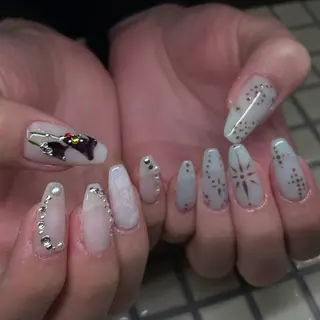 ネイル ー 葉のネイルデザイン