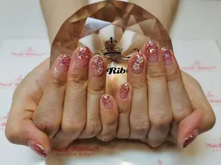 ネイル ネイルリボン 受付スタッフのネイルデザイン