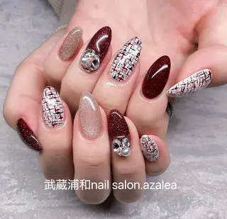 ネイル R inのネイルデザイン