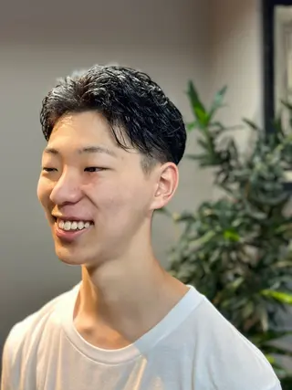 メンズ arika オケシ　リョウダイのヘアスタイル