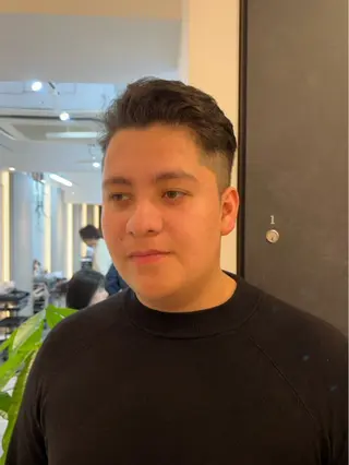 ショート メンズ Ｖｉｏｔ  銀座 樋口 桃佳のヘアスタイル