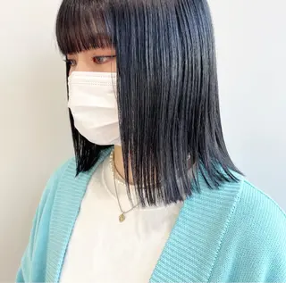 ミディアム カラー 山口 莉奈のヘアスタイル
