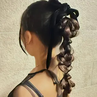 ロング ヘアアレンジ 瑠己杏 :ボブ/ ハイトーンワンカラーのヘアスタイル