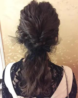 セミロング ヘアアレンジ 加藤 綾華のヘアスタイル