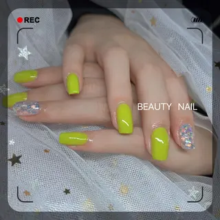 ネイル Moonstone Salonのネイルデザイン