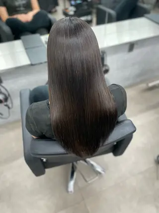ロング CYNTHIADUE 店長| IRISUのヘアスタイル