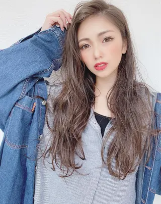 ロング カラー なかの たくみのヘアスタイル